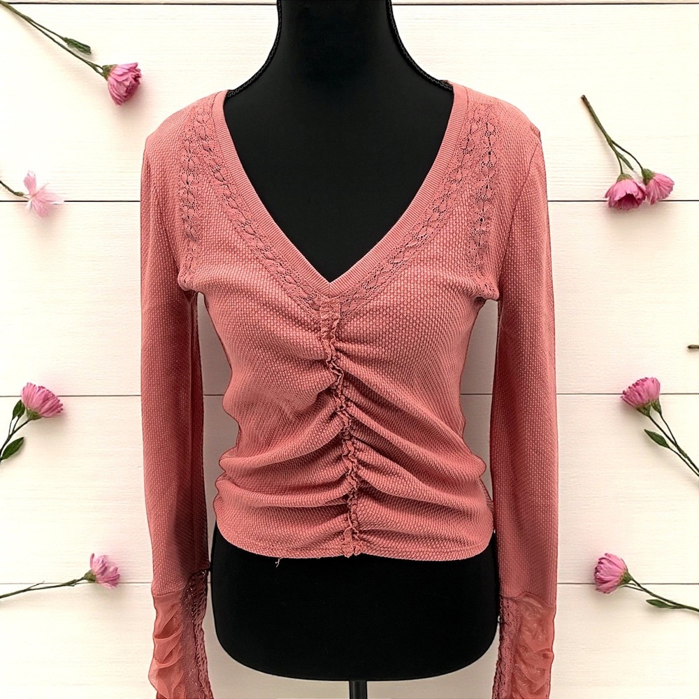 NWT Free People Rose Smoke Thermal Knit Ruched V Neck Long Sleeve Top XS - Picture 2 of 8